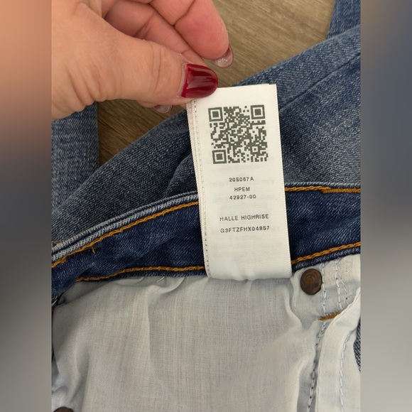 NEW True Religion Jeans Halle High Rise Super Skinny Medium Wash Size 30 / 10 - Picture 9 of 11